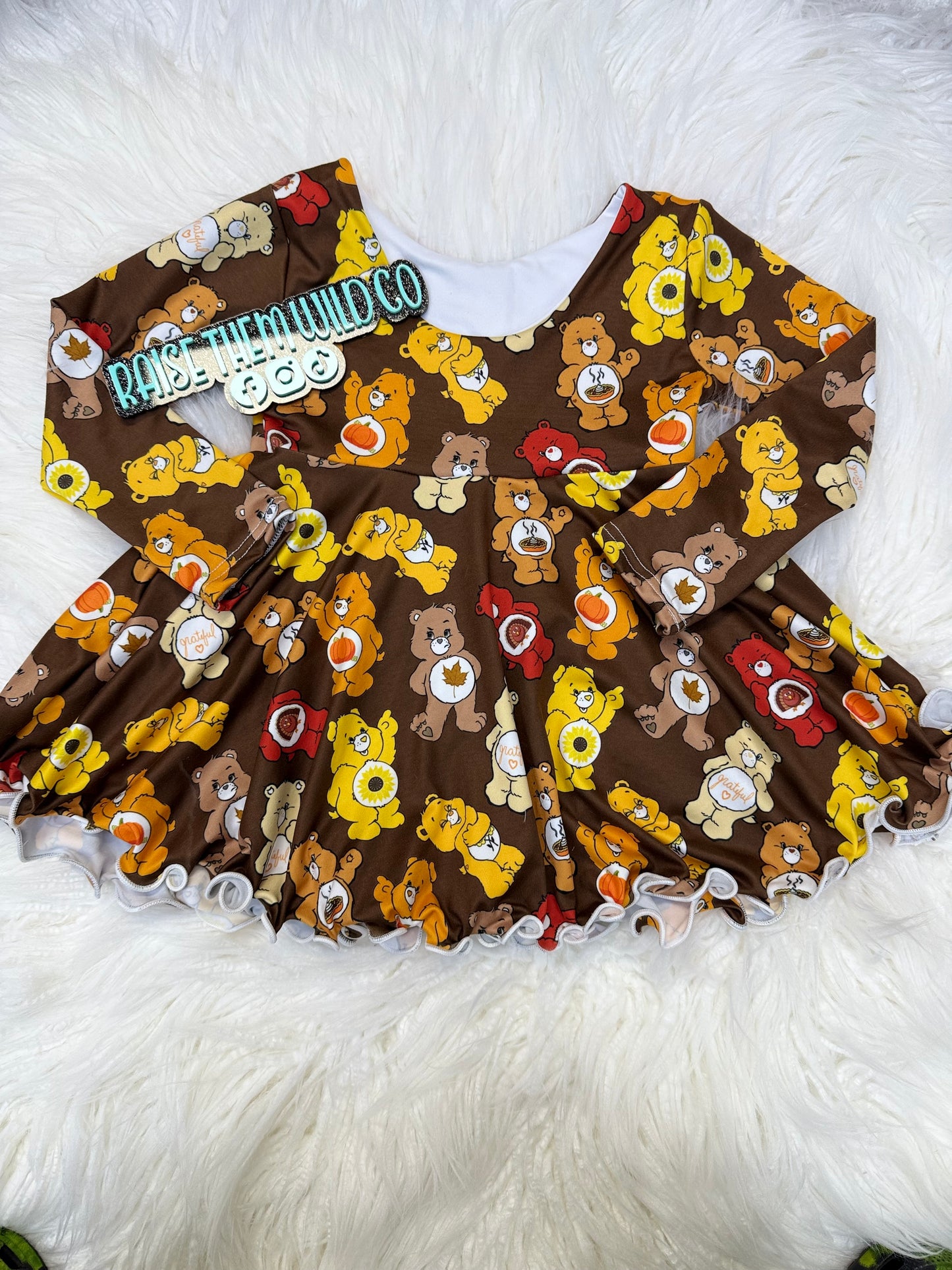 5t belladonna LS shirt bear thanksgiving
