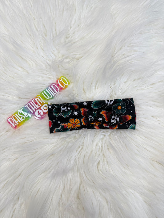 Mama scream moth headband